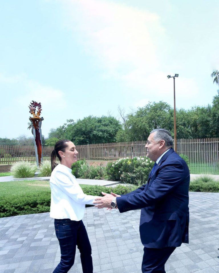 Santos Guzman y Claudia
